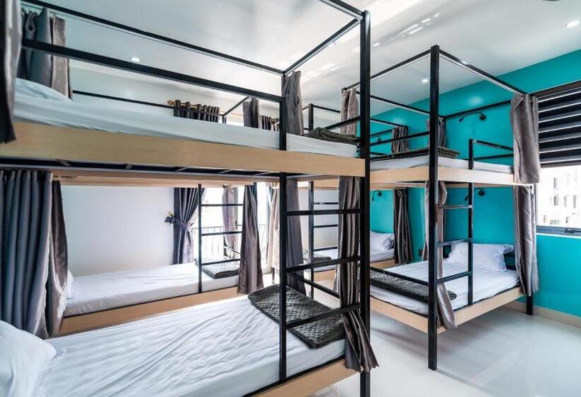 تختخواب و صبحانه Peaceful House Hostel