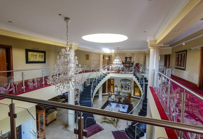 Equestrian Royal Boutique Hotel & Spa