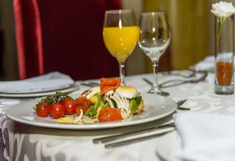 Equestrian Royal Boutique Hotel & Spa