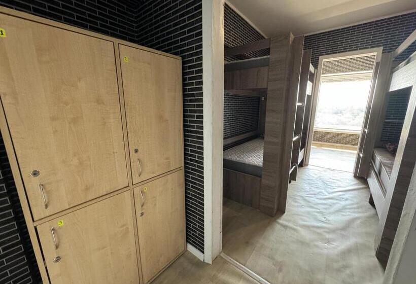 هتل готель на автовокзалі