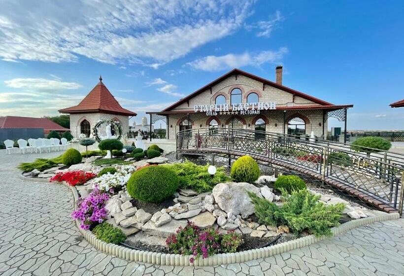 هتل старый бастион