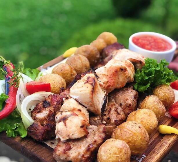 هتل старый бастион