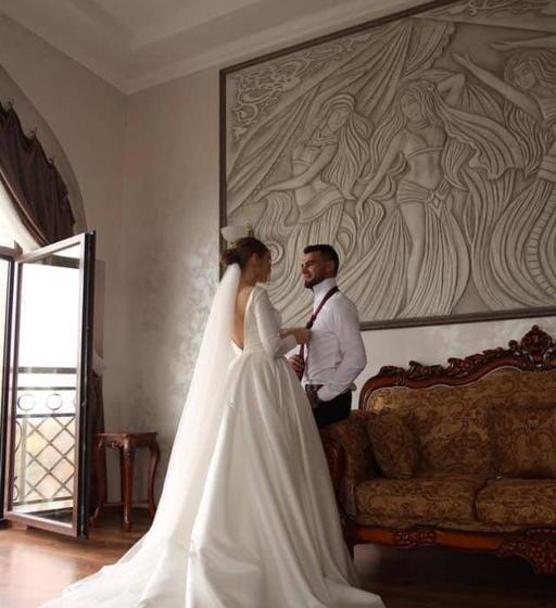 هتل старый бастион