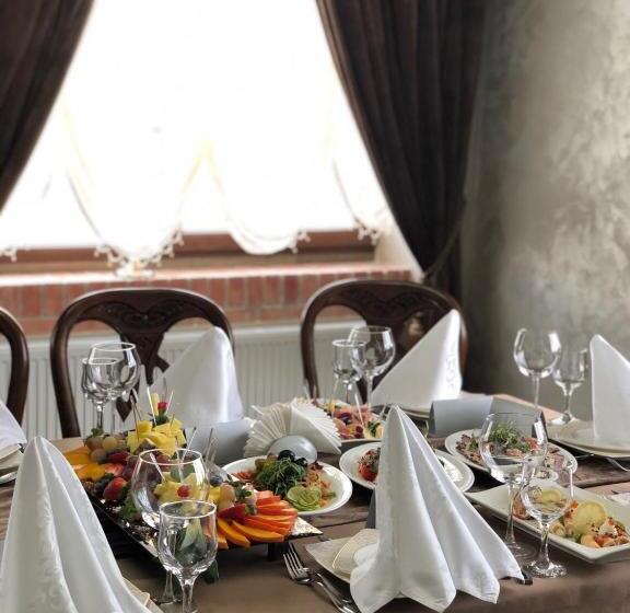 هتل старый бастион