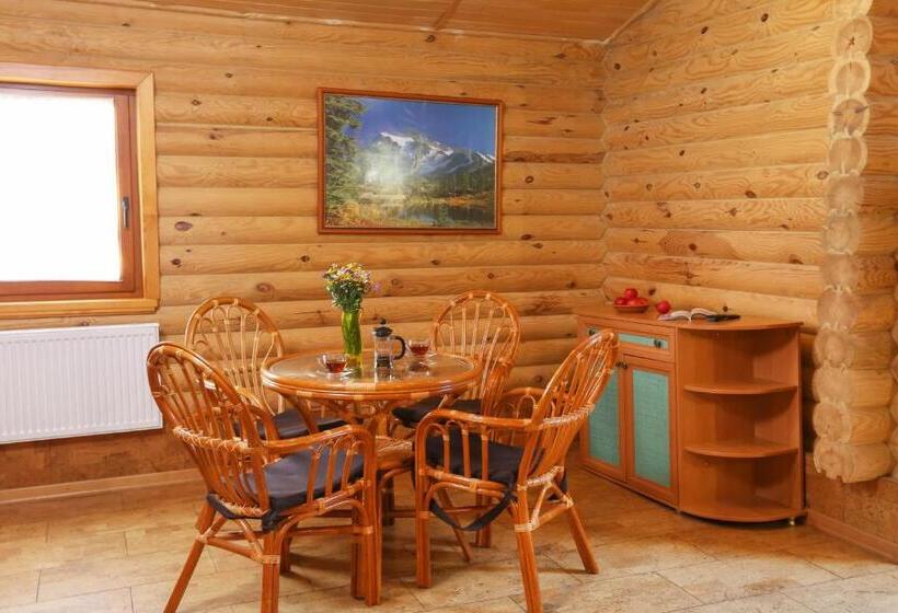 Hotell резорт тростян