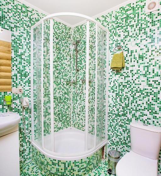 Hotell резорт тростян