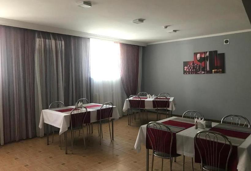 בית מלון כפרי 7/24