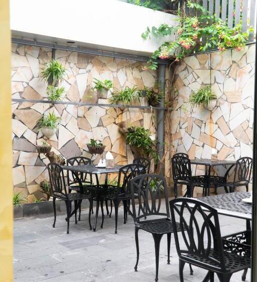 هتل Con Son Blue Sea