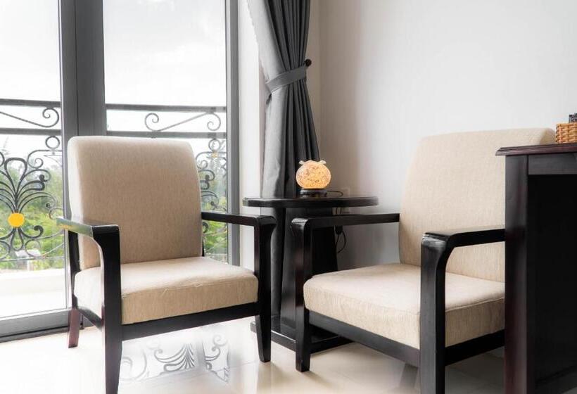 هتل Con Son Blue Sea