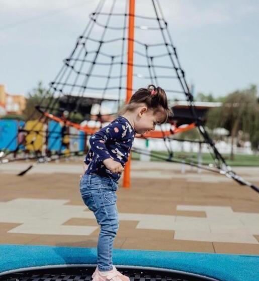 هتل Cruce De Gustos