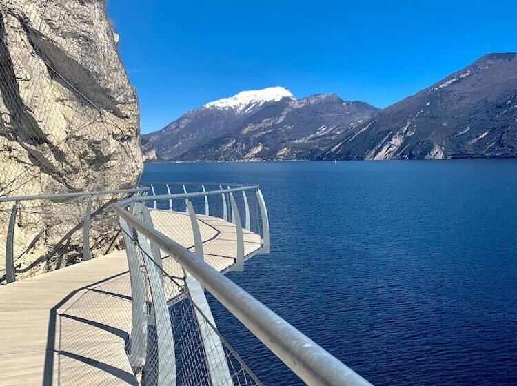 酒店 Ennesima Osteria Con Alloggio  Bike