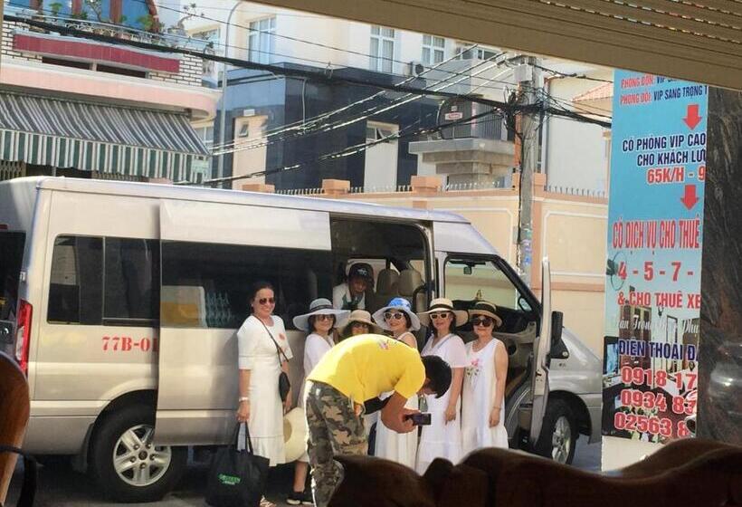 هتل Khách Sạn Ngọc Thương