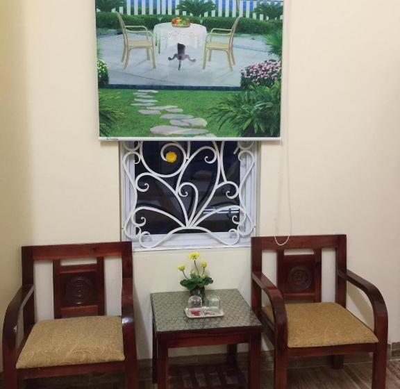 هتل Khách Sạn Ngọc Thương