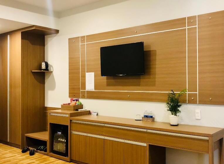 هتل Khách Sạn Ngọc Thành 2