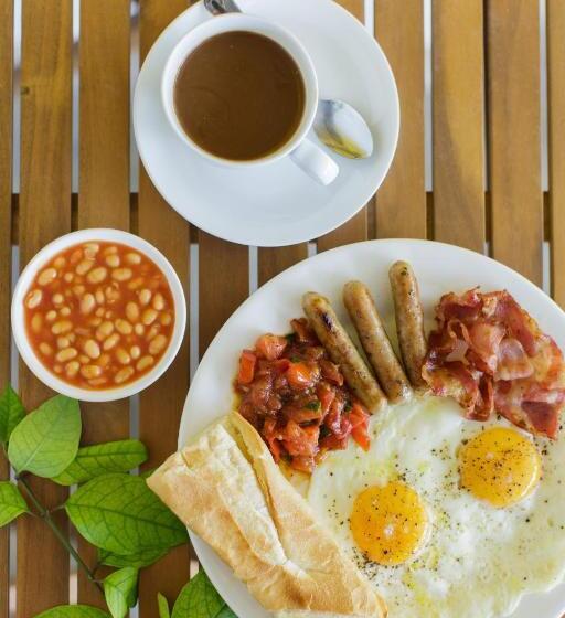 هتل Sorrento Beach Club & Kite Village