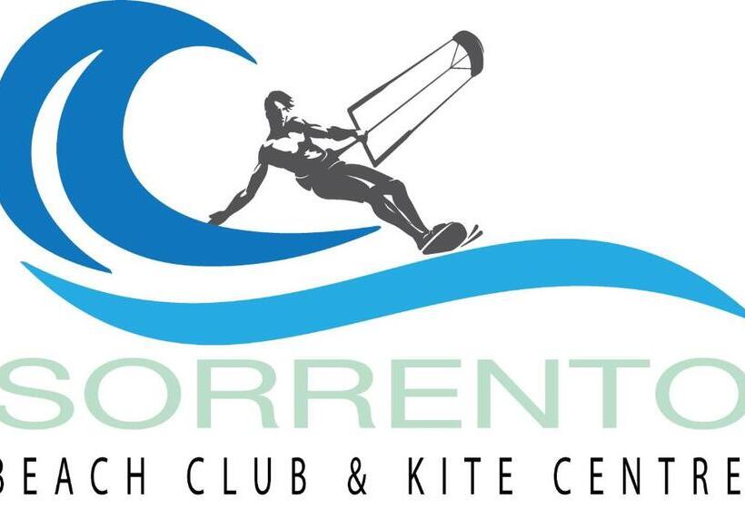 هتل Sorrento Beach Club & Kite Village