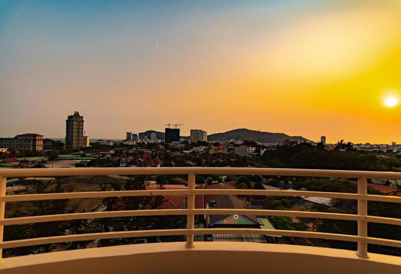 هتل Sun And Sea Leisure