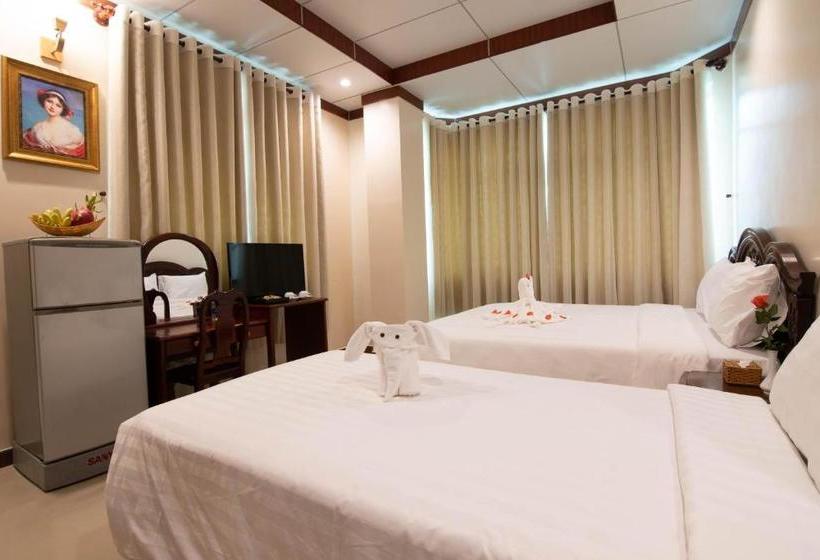 هتل Sun And Sea Leisure