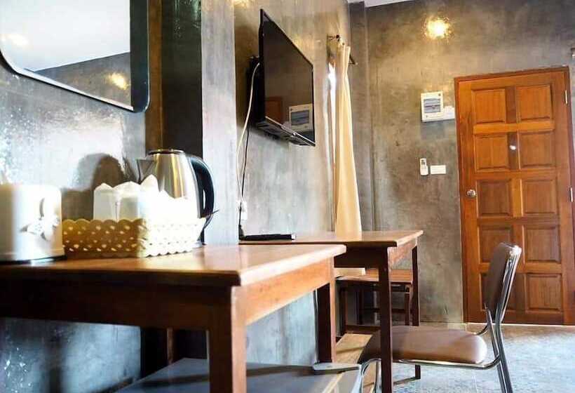 Nawiengkae Riverview Resort