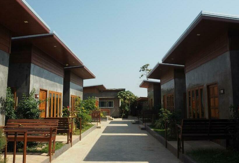 Nawiengkae Riverview Resort