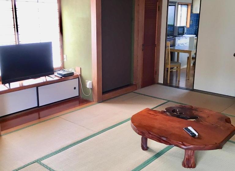 ペンション まるで一国一城の主 佐藤邸