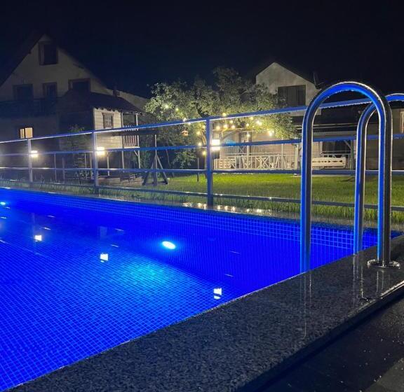 پانسیون фенікс