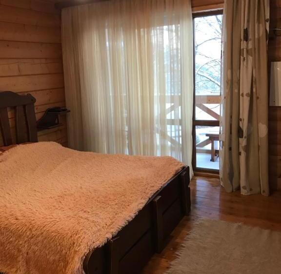 پانسیون 4 Cезони