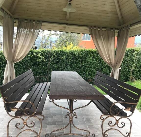 پانسیون 4 Cезони