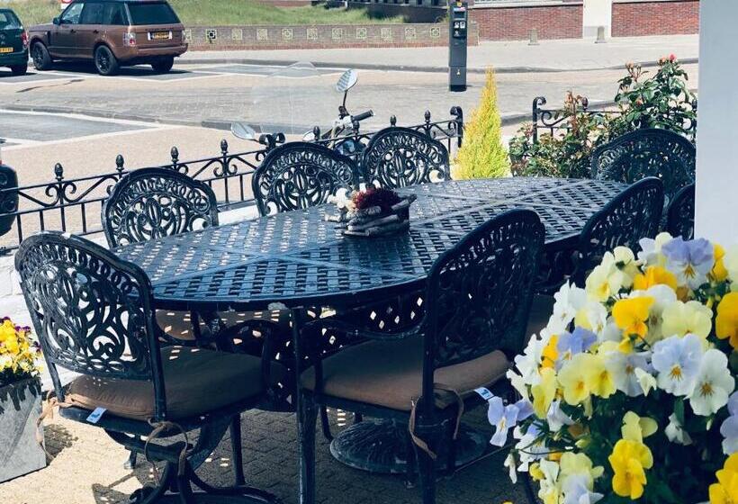 פנסיון Casa Blanca Zandvoort