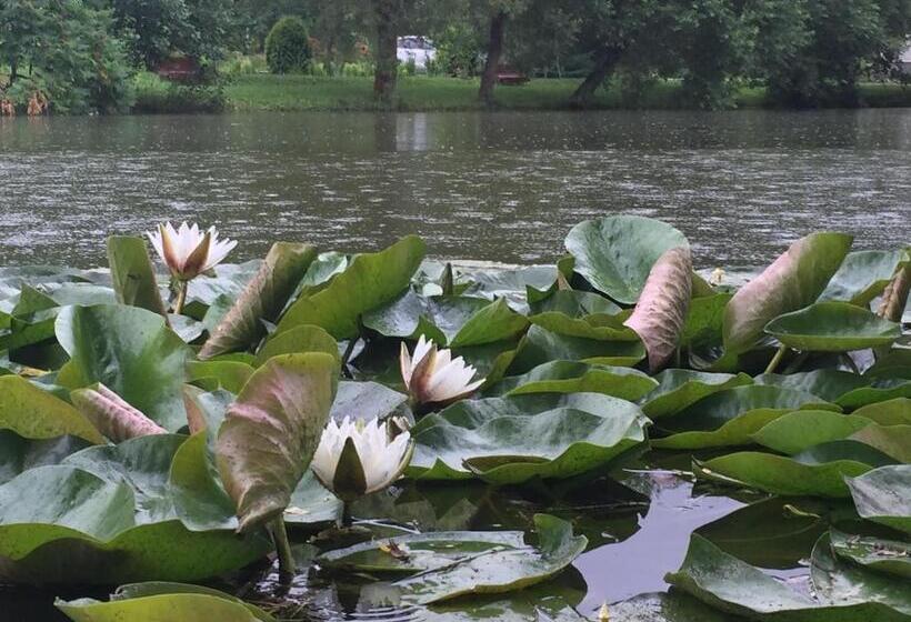 بنسيون Fantanita Craiesei