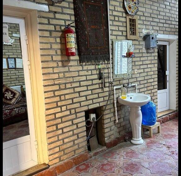 פנסיון Masturabonu Ravshan