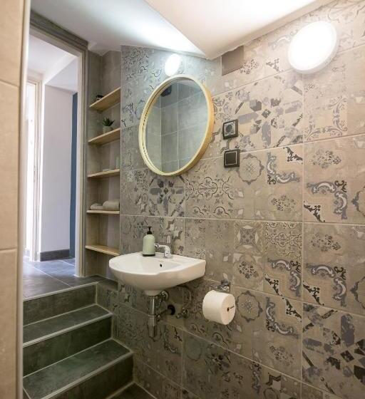 پانسیون Sunrise Apartments