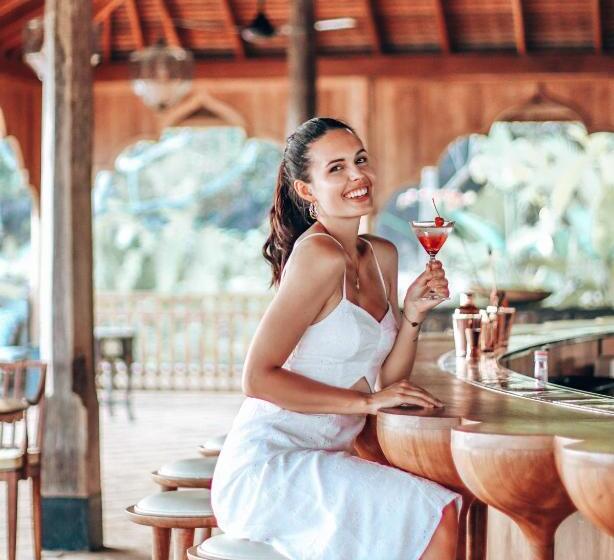 渡假胜地  Malabar Hill