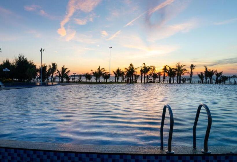 Sao Mai Beach Resort