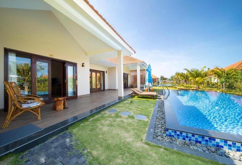 Sao Mai Beach Resort