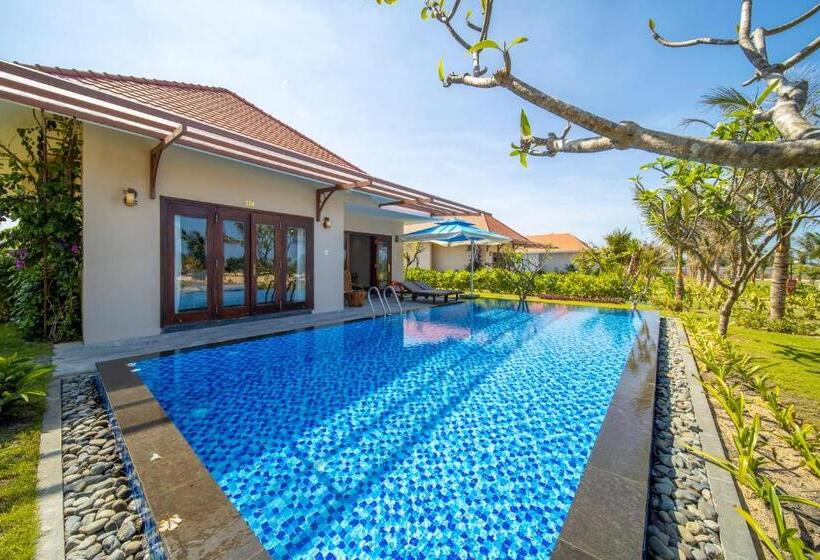 Sao Mai Beach Resort