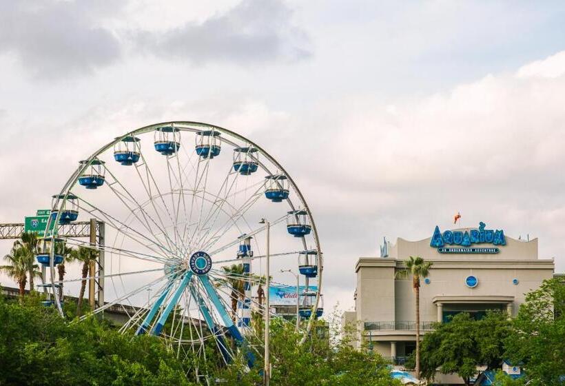Reside Houston Downtown, A Wyndham Residence
