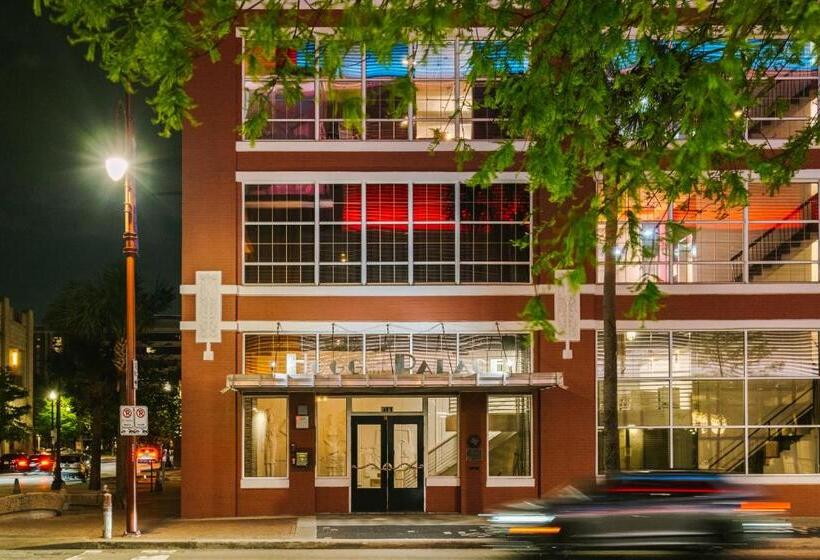 Reside Houston Downtown, A Wyndham Residence