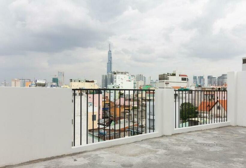 The Art   Tina Hotel And Apartments