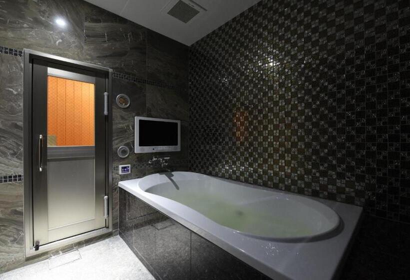 W Party W Group Hotels And Resorts