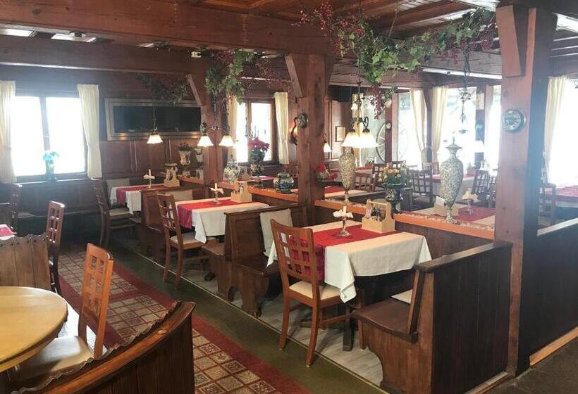 Waldhotel Auerhahn Hochkopfhaus