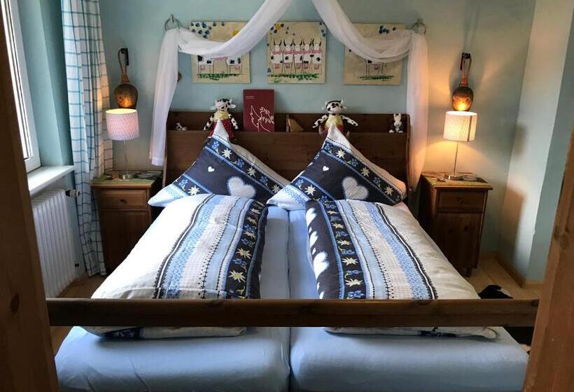 Waldhotel Auerhahn Hochkopfhaus