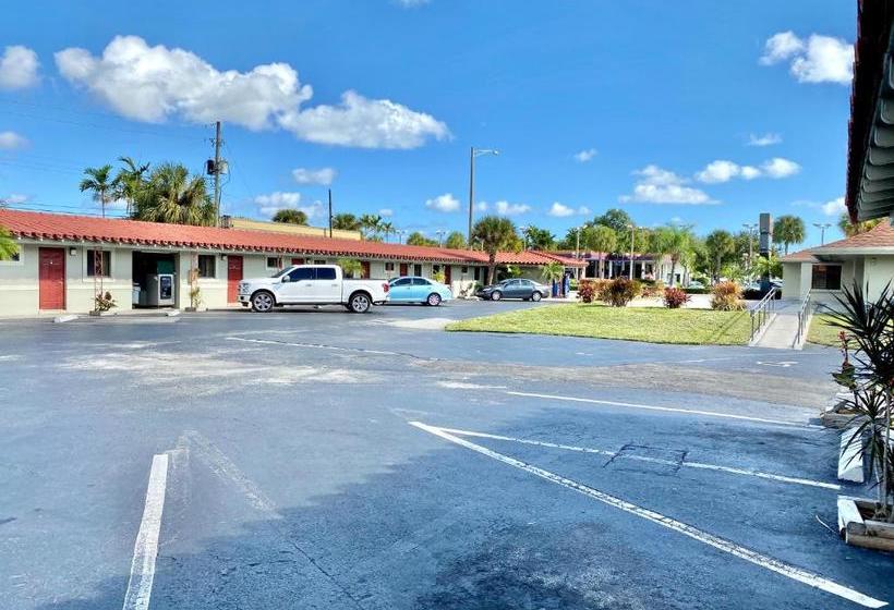 הוסטל Budget Inn South