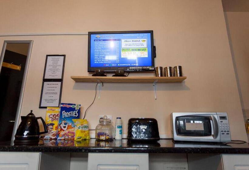 旅馆 Fenham Hotel Express