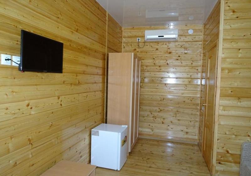 هاستل La Fontan