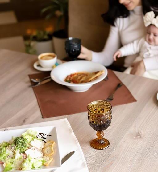 هاستل Trio Hotel Restaurant