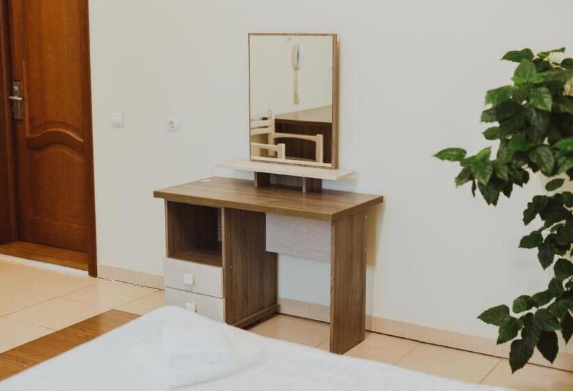 هاستل Trio Hotel Restaurant