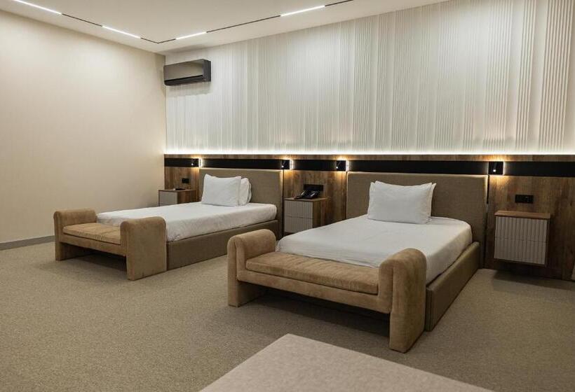 Amsterdam Hotel Aktobe