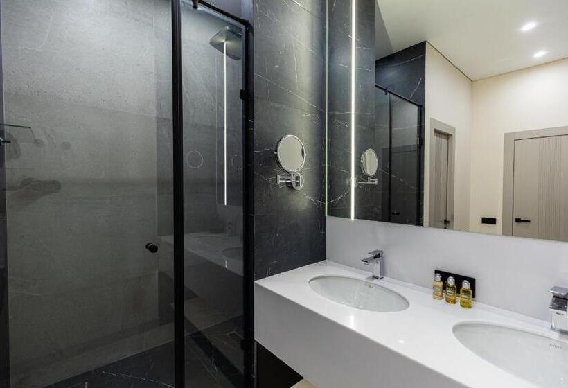 Amsterdam Hotel Aktobe