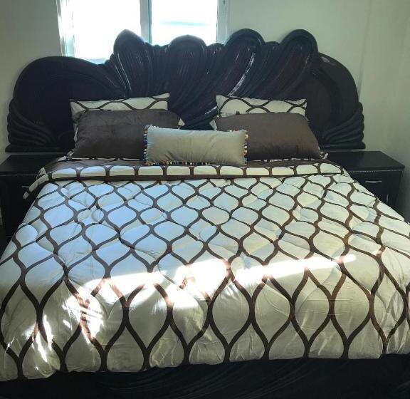 تختخواب و صبحانه Esperanza Petra